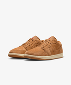 Nike Air Jordan 1 Low SE – Flax / Varsity Red / Muslin