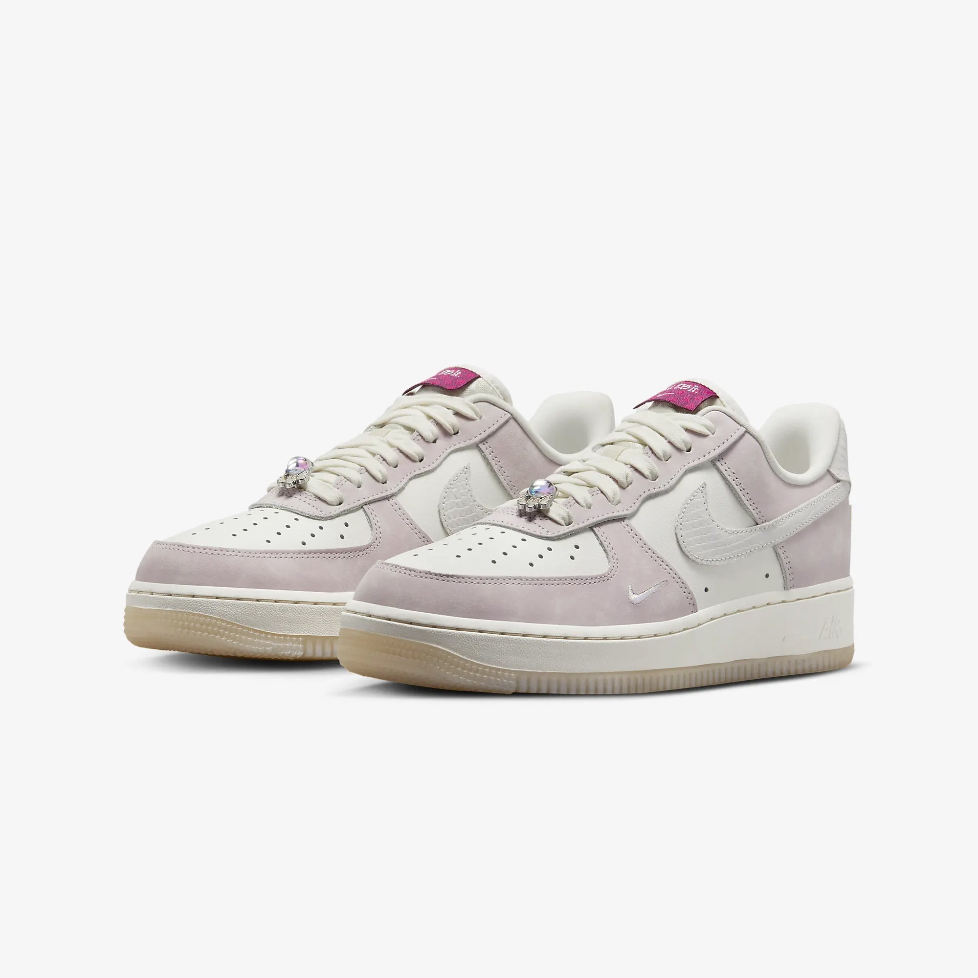 Nike Air Force 1 '07 LX – Sail / Platinum Violet