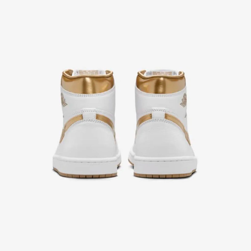 Nike Air Jordan 1 Retro High OG – White / Metallic Gold / Gum Light Brown