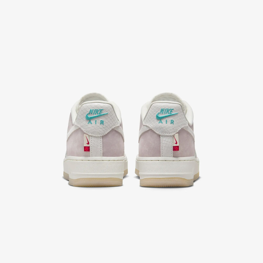 Nike Air Force 1 '07 LX – Sail / Platinum Violet