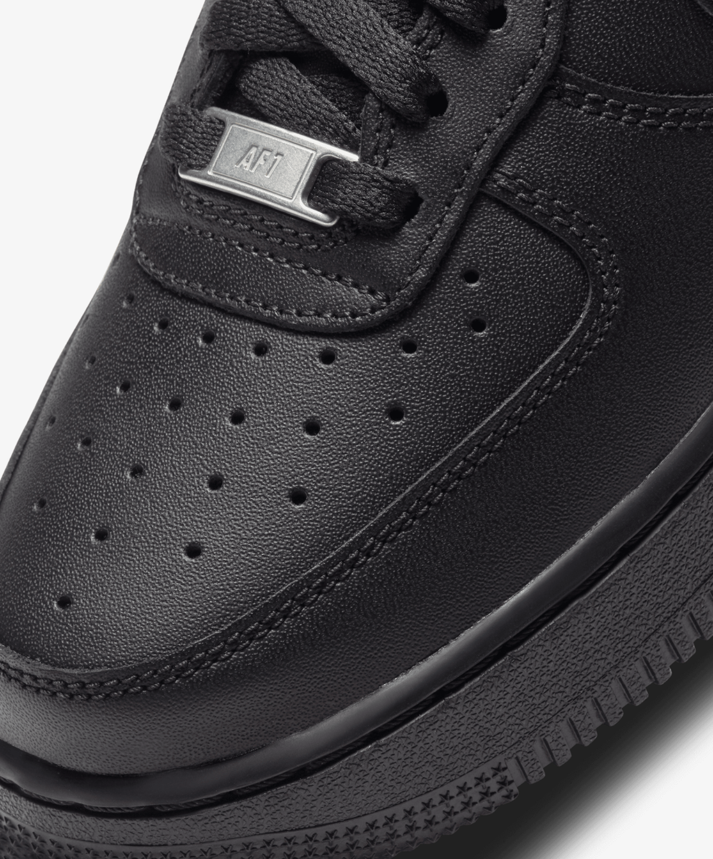 Nike Air Force 1 '07 – Black