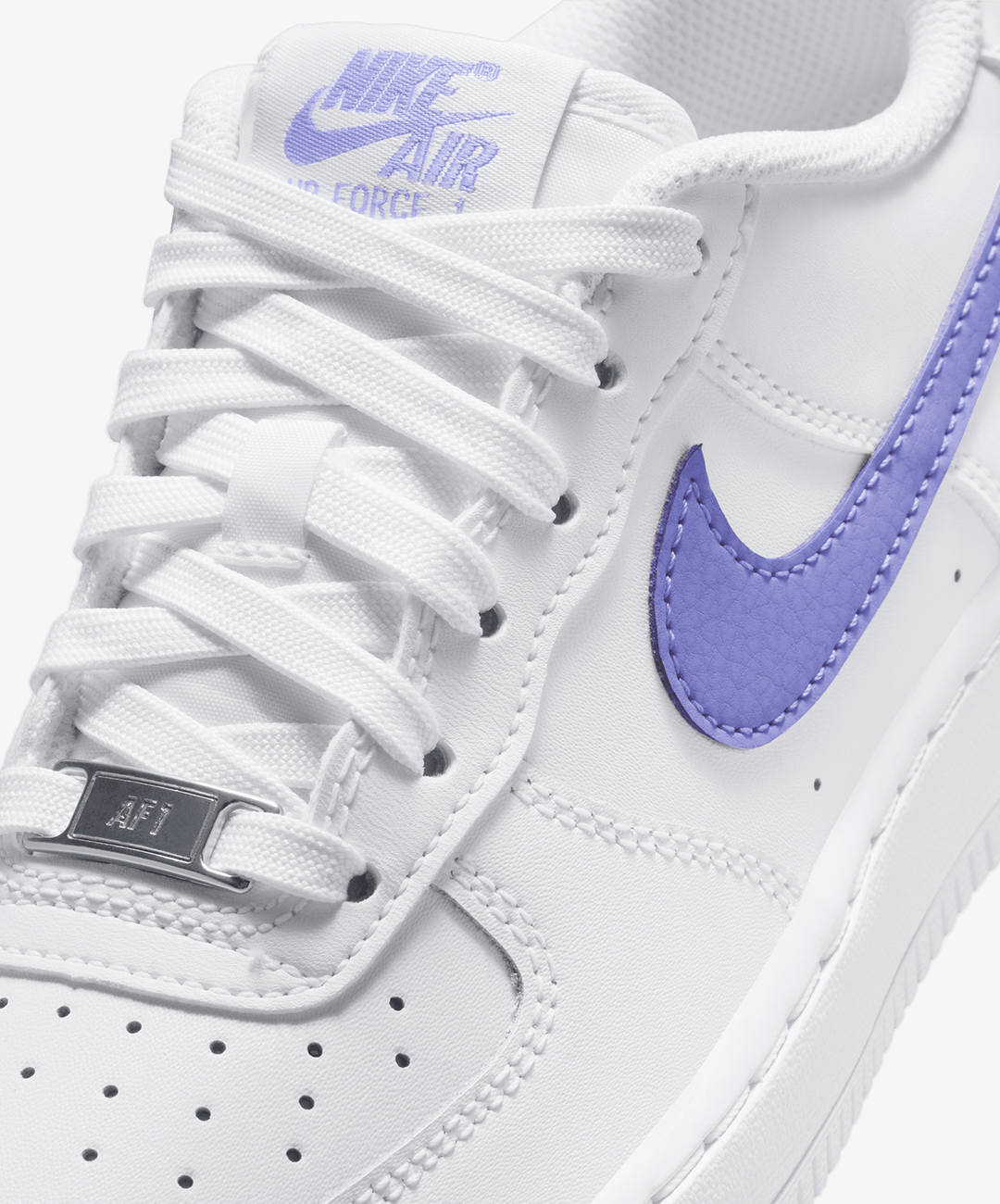 Nike Air Force 1 – White / Light Thistle / White