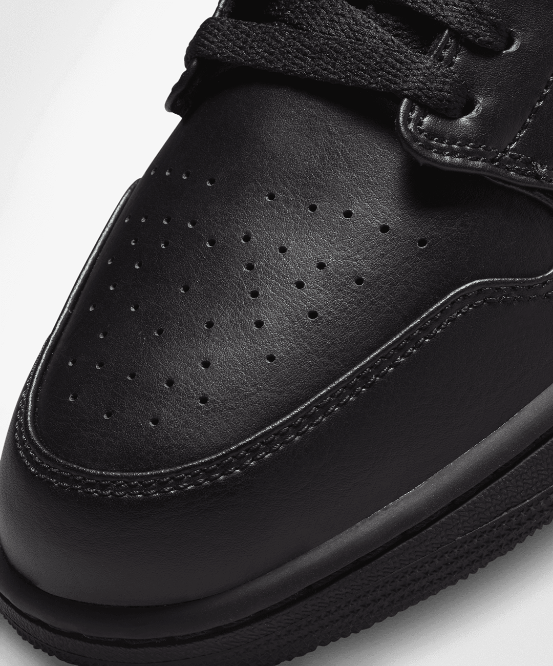 Nike Air Jordan 1 Low – Black