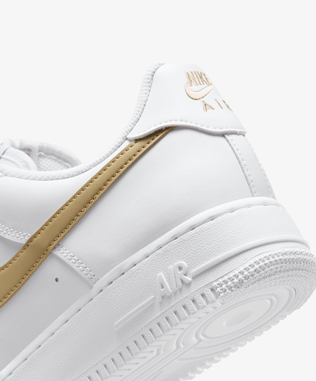 Nike Air Force 1 '07 – White / Parachute Beige / White