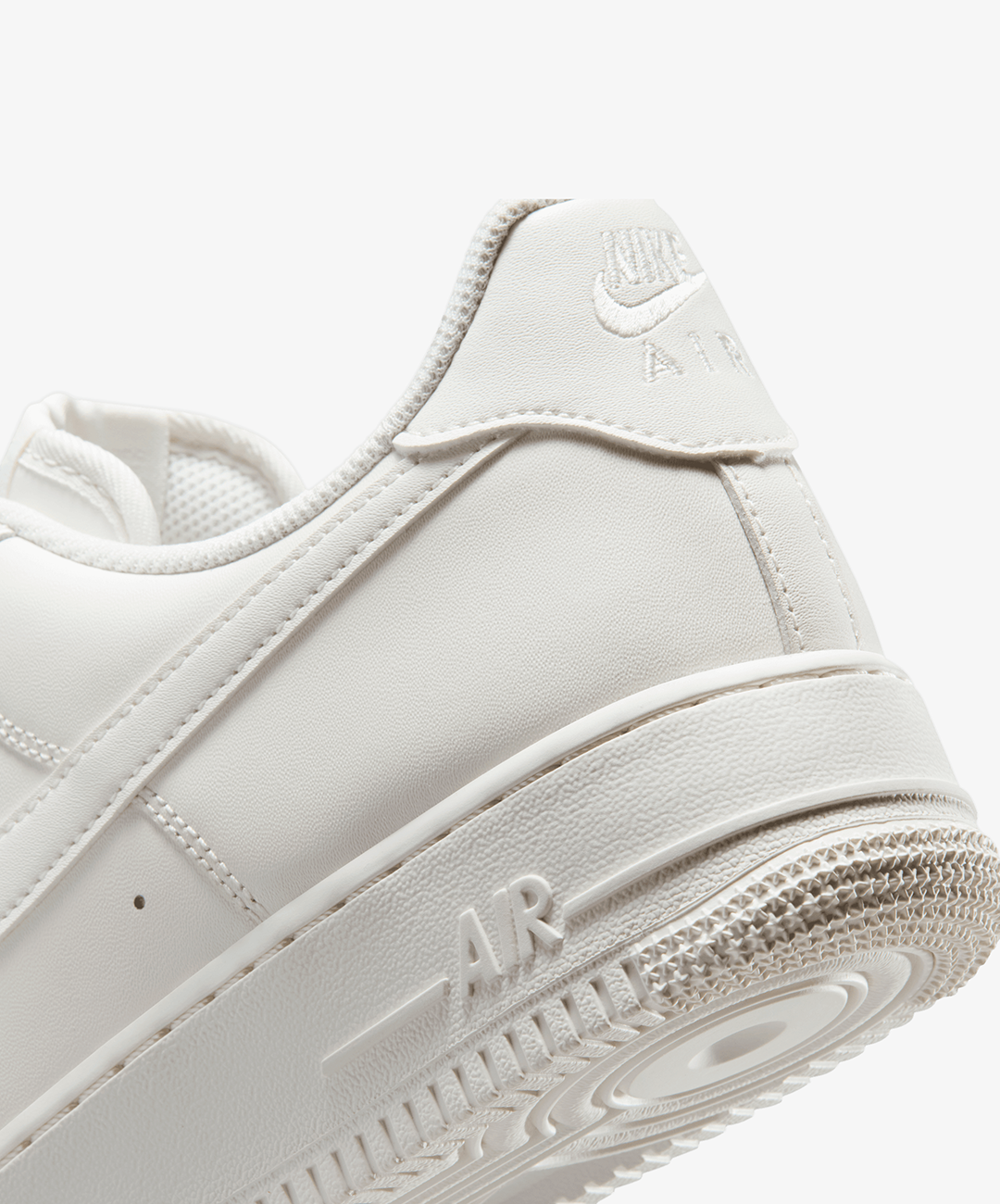 Nike Air Force 1 '07 – Sail