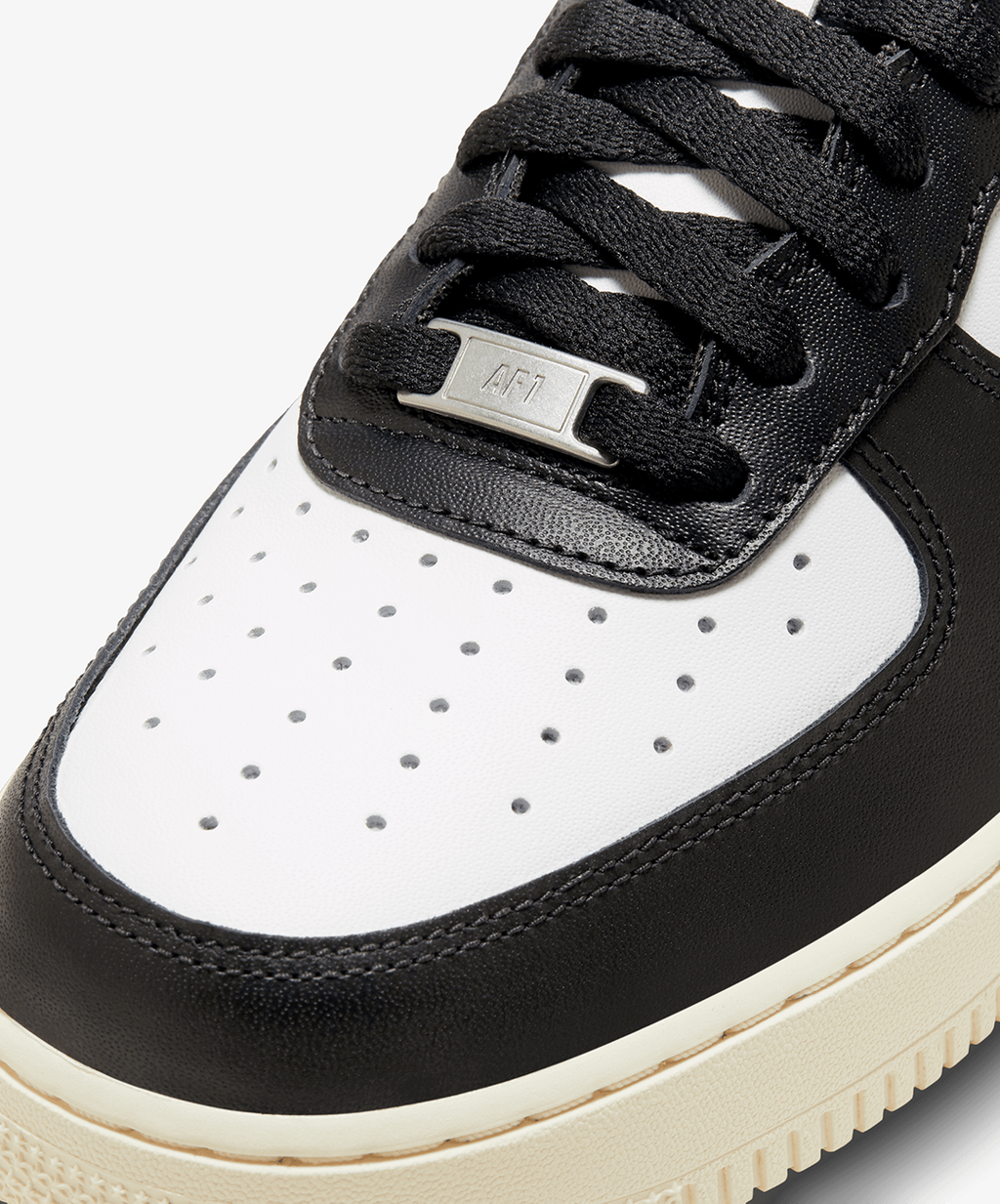 Nike Air Force 1 '07 – White / Light Silver / Coconut Milk / Black