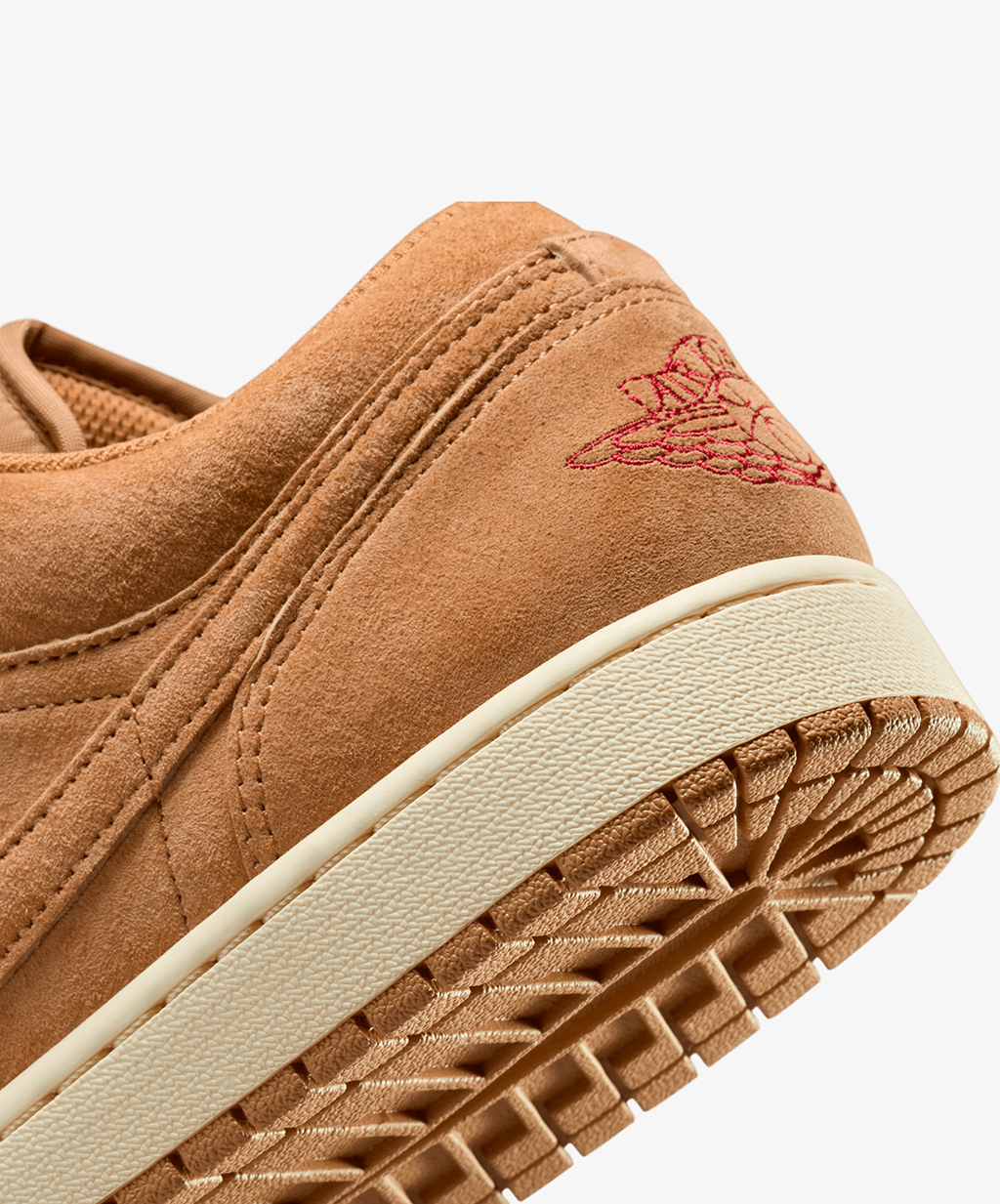 Nike Air Jordan 1 Low SE – Flax / Varsity Red / Muslin