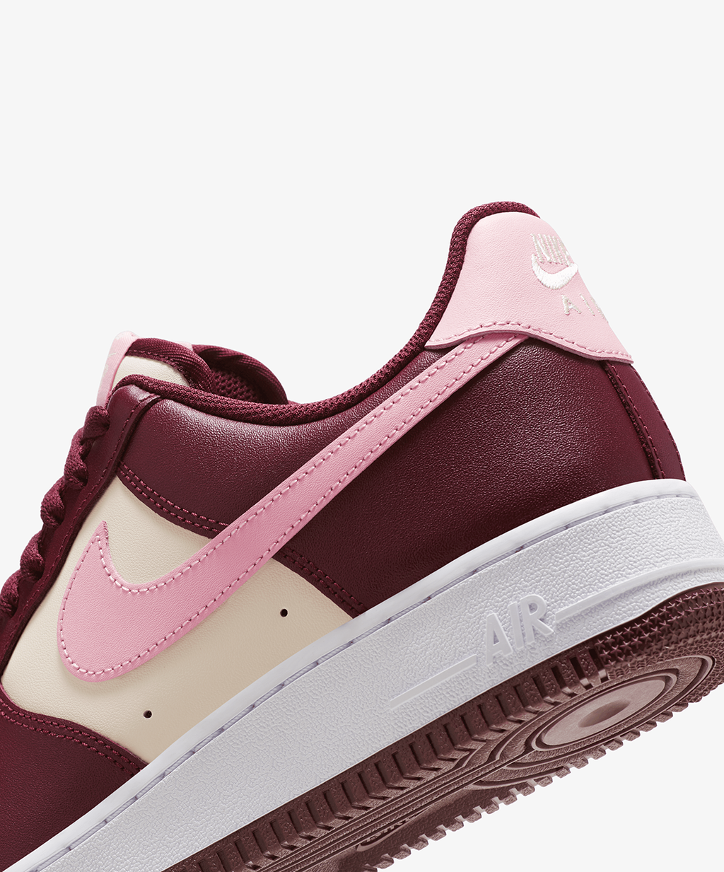 Nike Air Force 1 '07 – Pale Ivory / Med Soft Pink / White