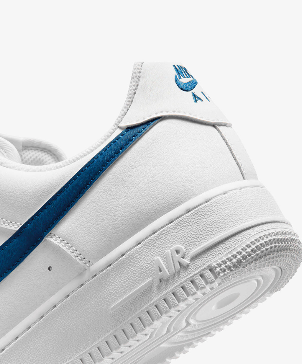 Nike Air Force 1 '07 – White / Court Blue
