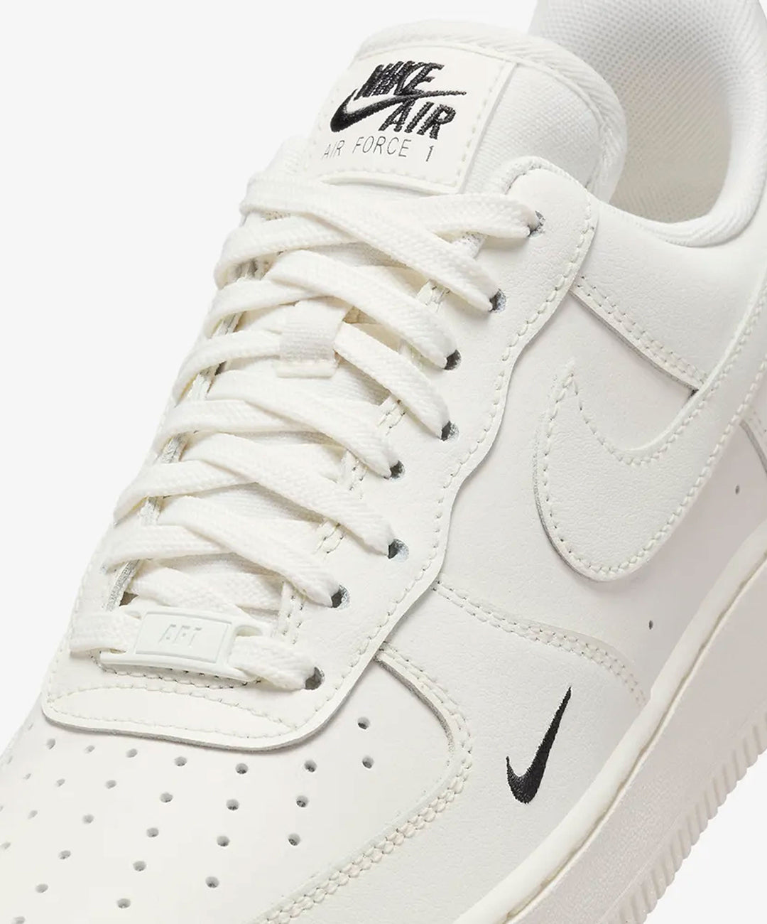 Nike Air Force 1 '07 Essential – Sail / Black